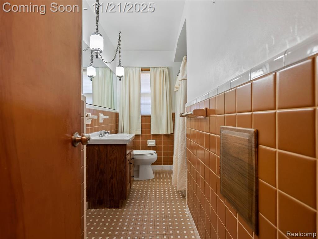 9831 Seltzer Street, Livonia, MI 48150 — Photo 14