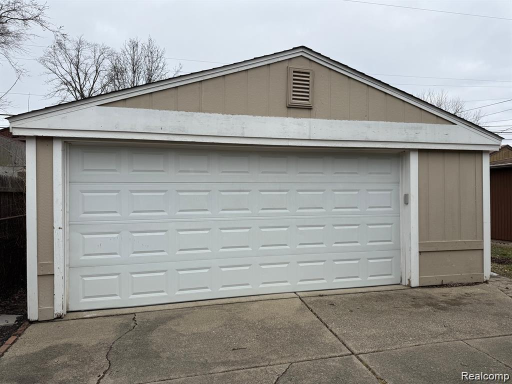 8241 KALTZ, Center Line, MI 48015 — Photo 24