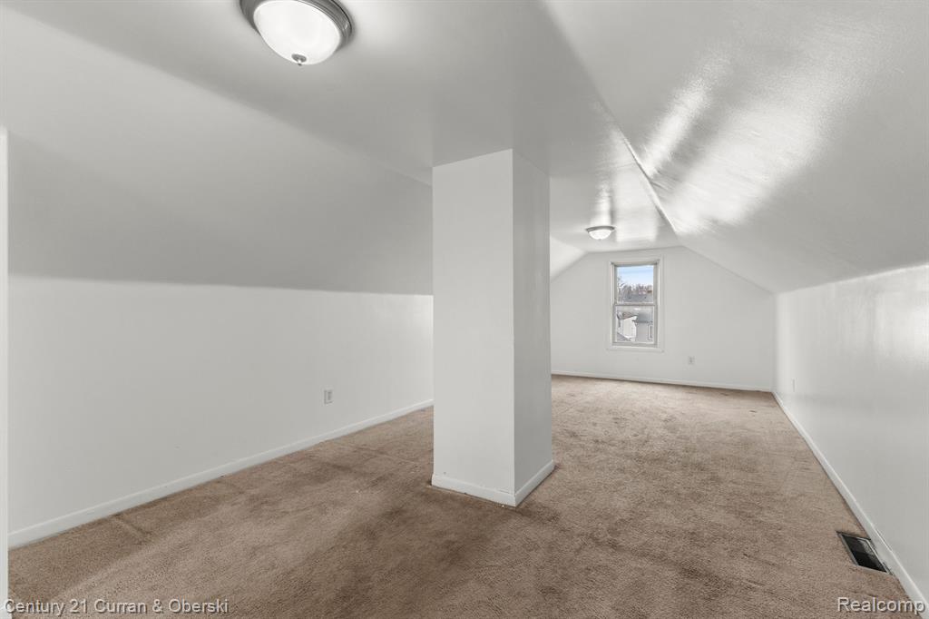 8403 Westminster Avenue, Warren, MI 48089 — Photo 20