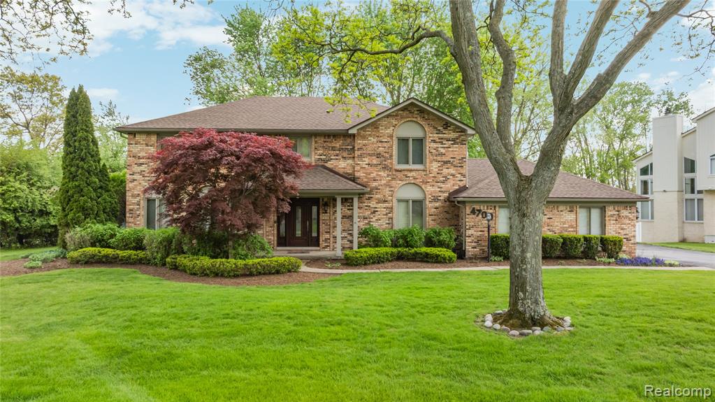 4700 S Valleyview Road, West Bloomfield, MI 48323 — front exterior