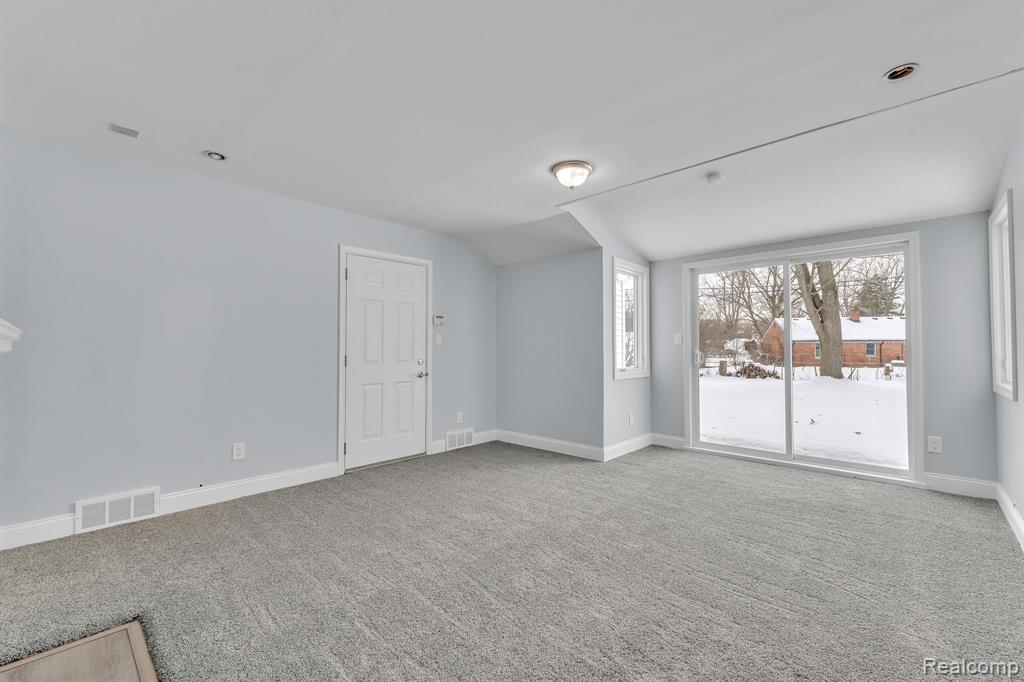 6576 Inkster Road, West Bloomfield, MI — Photo 29