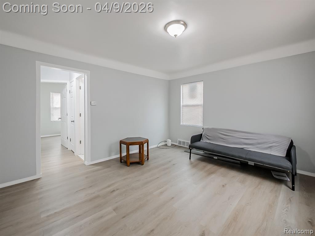 9163 Winthrop Street, Detroit, MI 48228 — Photo 3
