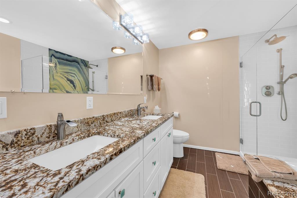 5039 LAGOONS Circle S, West Bloomfield, MI 48323 — Photo 24