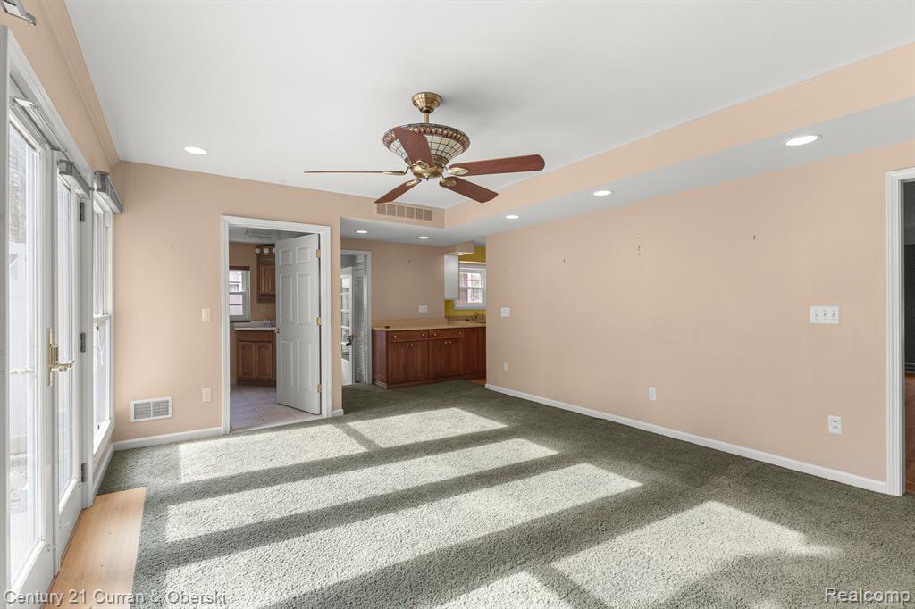 645 ELMWOOD Street, Dearborn, MI 48124 — Photo 18