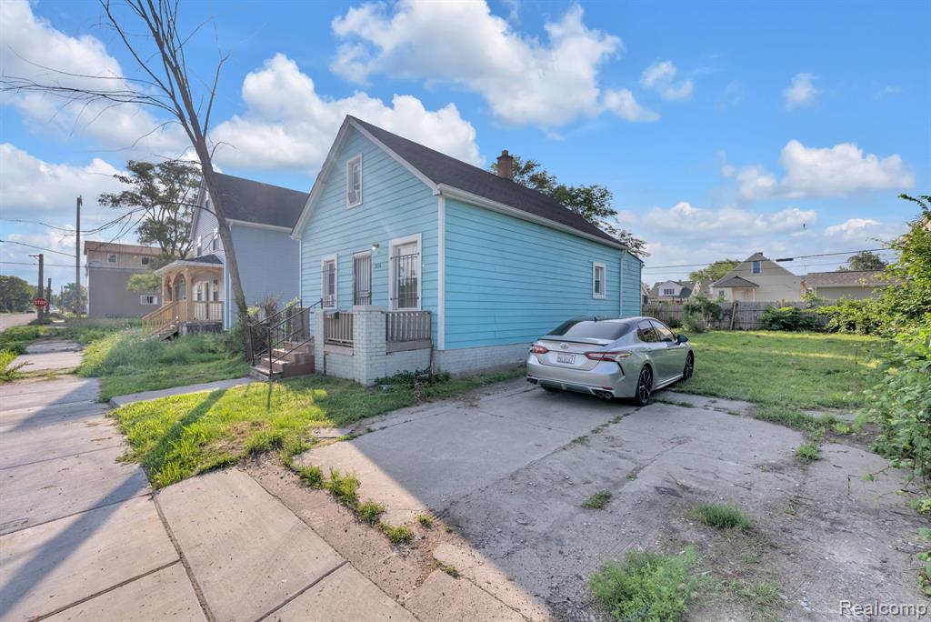 2124 Halleck Street, Hamtramck, MI 48212 — Photo 26