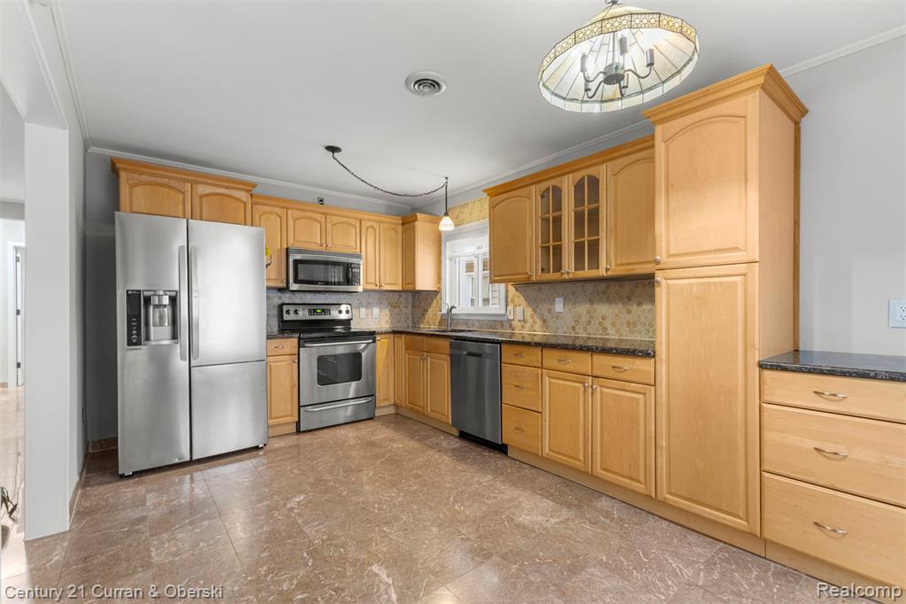 7260 Fenton Street, Dearborn Heights, MI 48127 — Photo 9