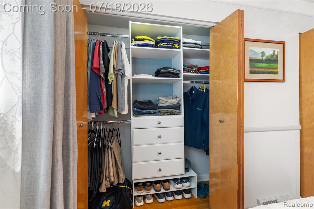 7837 Hugh Street, Westland, MI — Photo 23
