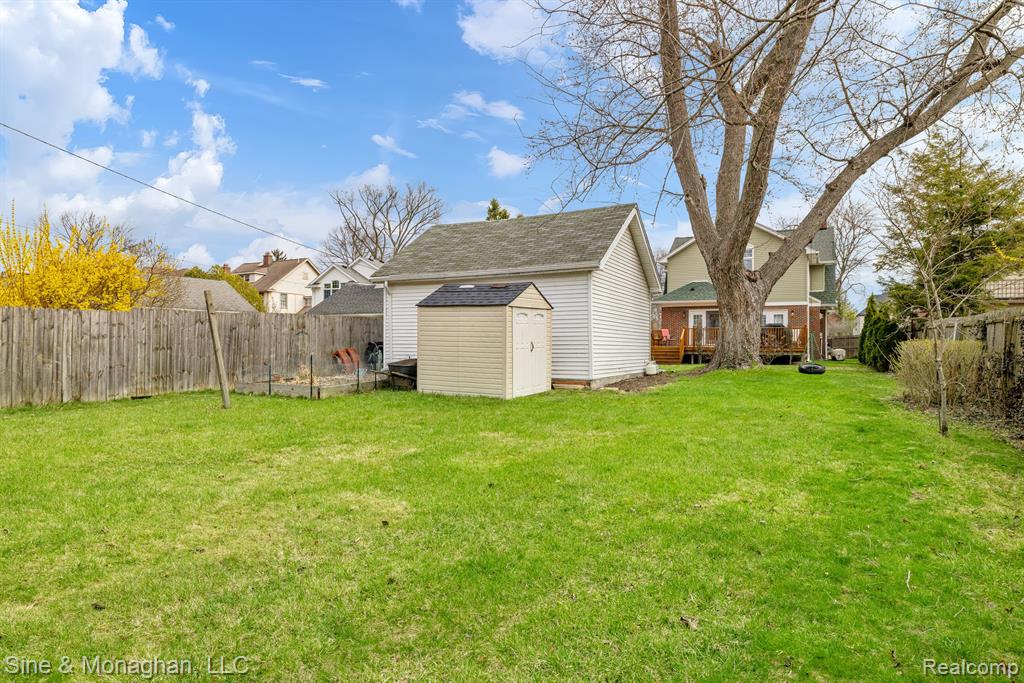 797 WASHINGTON Road, Grosse Pointe, MI 48230 — Photo 49