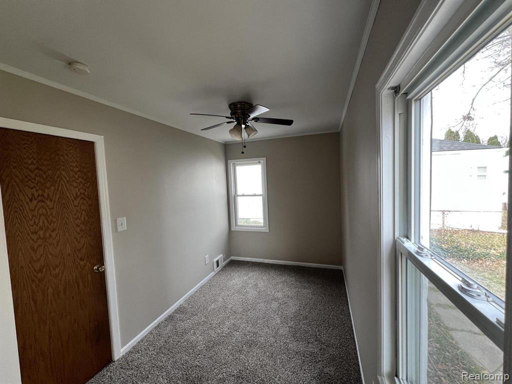 6615 Buckingham Avenue, Allen Park, MI 48101 — Photo 8