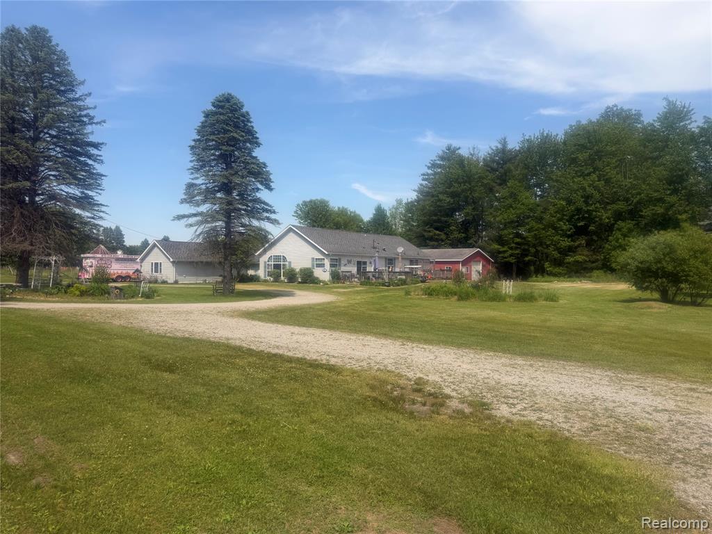5716 Falkenbury Road, North Branch, MI 48461 — Photo 21