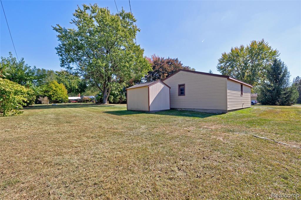 4730 Pinedale Avenue, Clarkston, MI — Photo 40