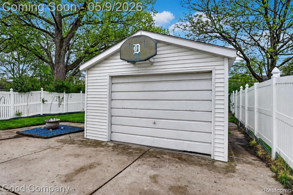 2957 Royal Avenue, Berkley, MI 48072 — Photo 24