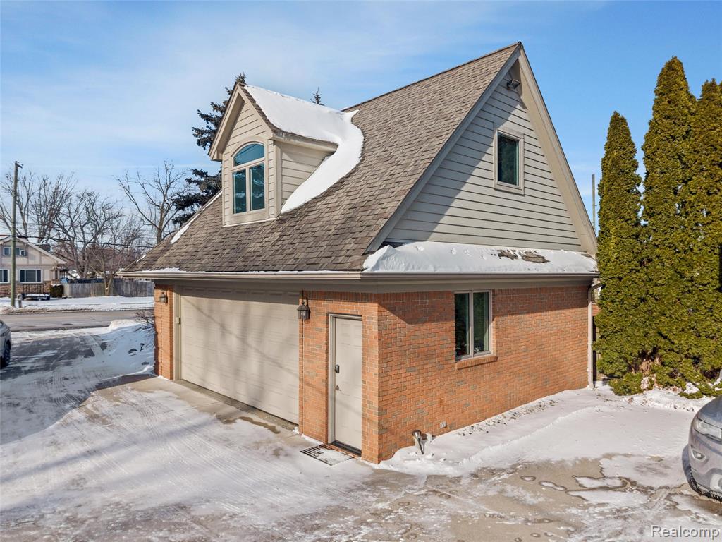 34330 Jefferson Avenue, Harrison Township, MI — Photo 62