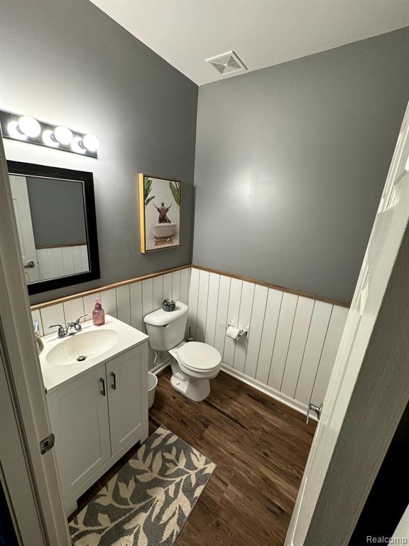 10258 CROSSVIEW Trail, Howell, MI 48855 — Photo 11