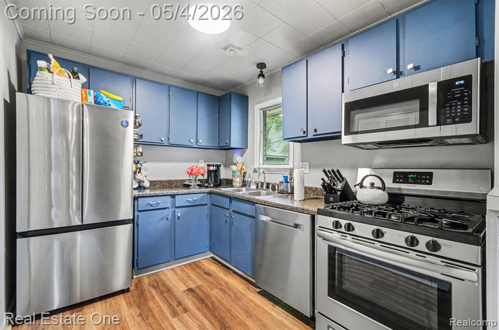 247 Kenyon Drive, Troy, MI 48083 — Photo 6
