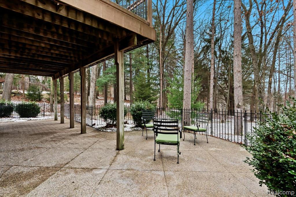 5828 Wyndam Lane, Brighton, MI 48116 — Photo 39