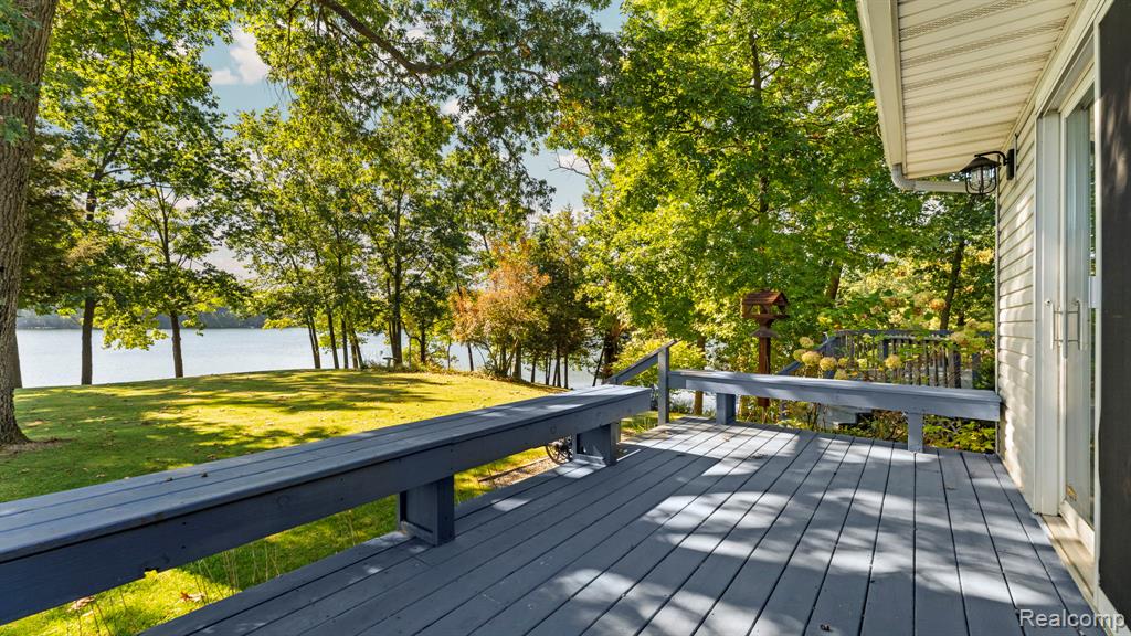 283 Westshore Dr, Jerome, MI 49249 — Photo 40