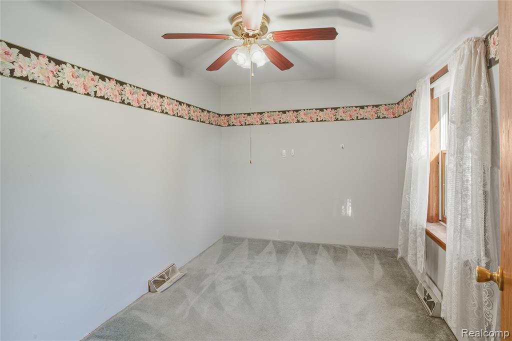 26762 Reaume Street, Woodhaven, MI 48183 — Photo 20