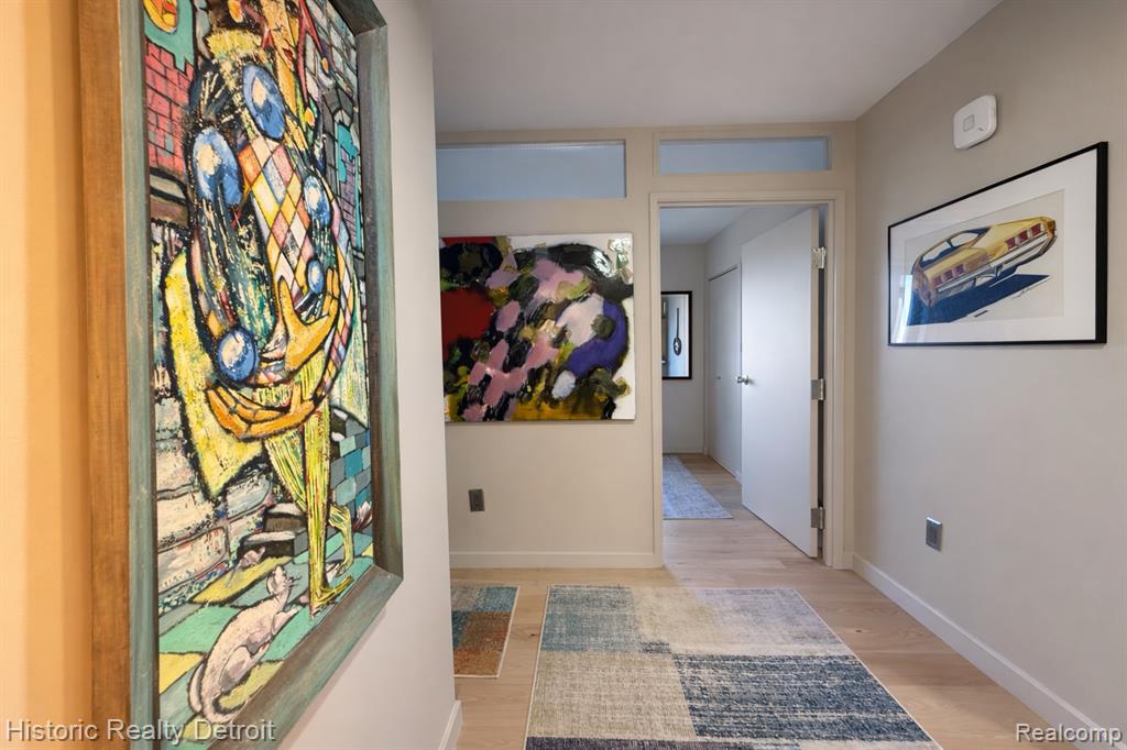 1300 E Lafayette Street E, 307, Detroit, MI 48207 — Photo 9