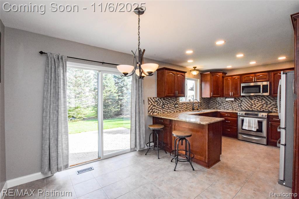 8962 Sunflower, Whitmore Lake, MI 48189 — Photo 17