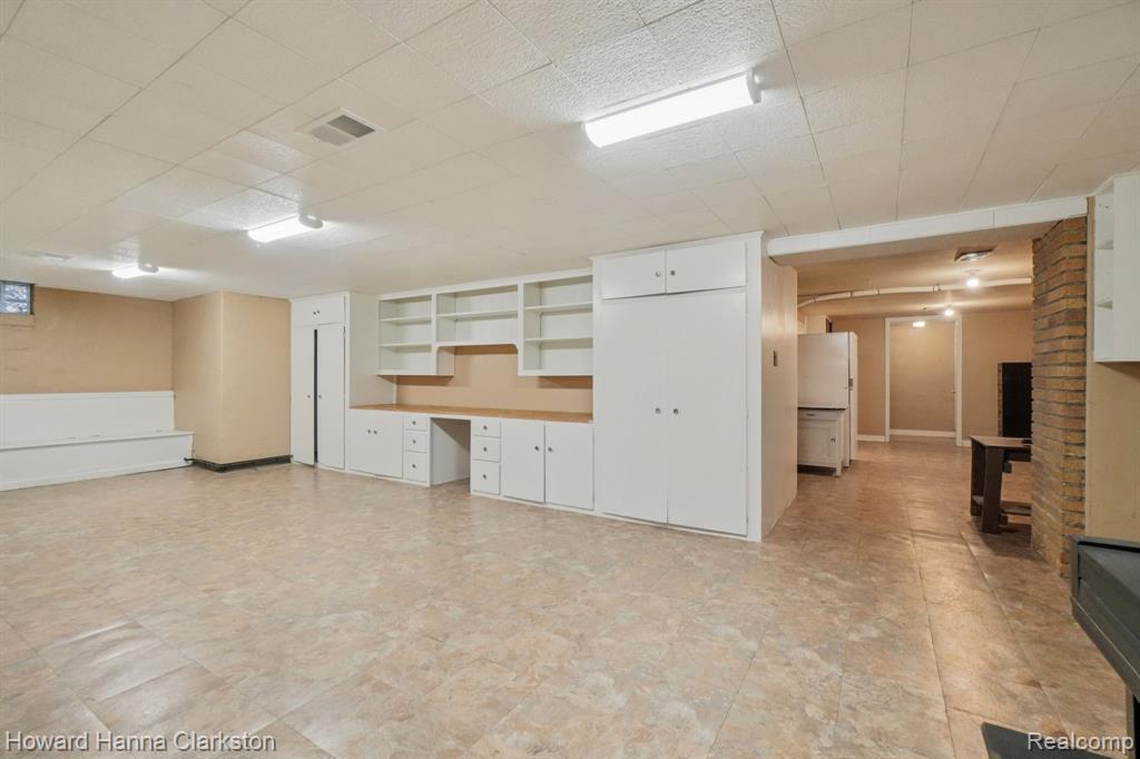 5506 Cruse Avenue, Waterford, MI 48327 — Photo 27