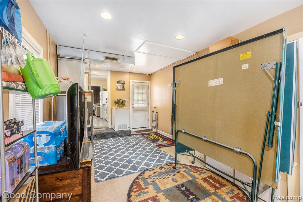 47565 Frederick Road, Shelby Twp, MI 48317 — Photo 10