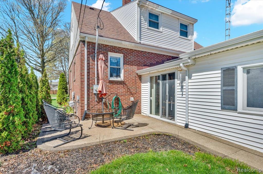 330 N Main Street, Imlay City, MI 48444 — Photo 5