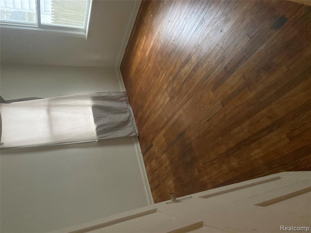 937 Barrie Avenue, Flint, MI 48507 — Photo 8