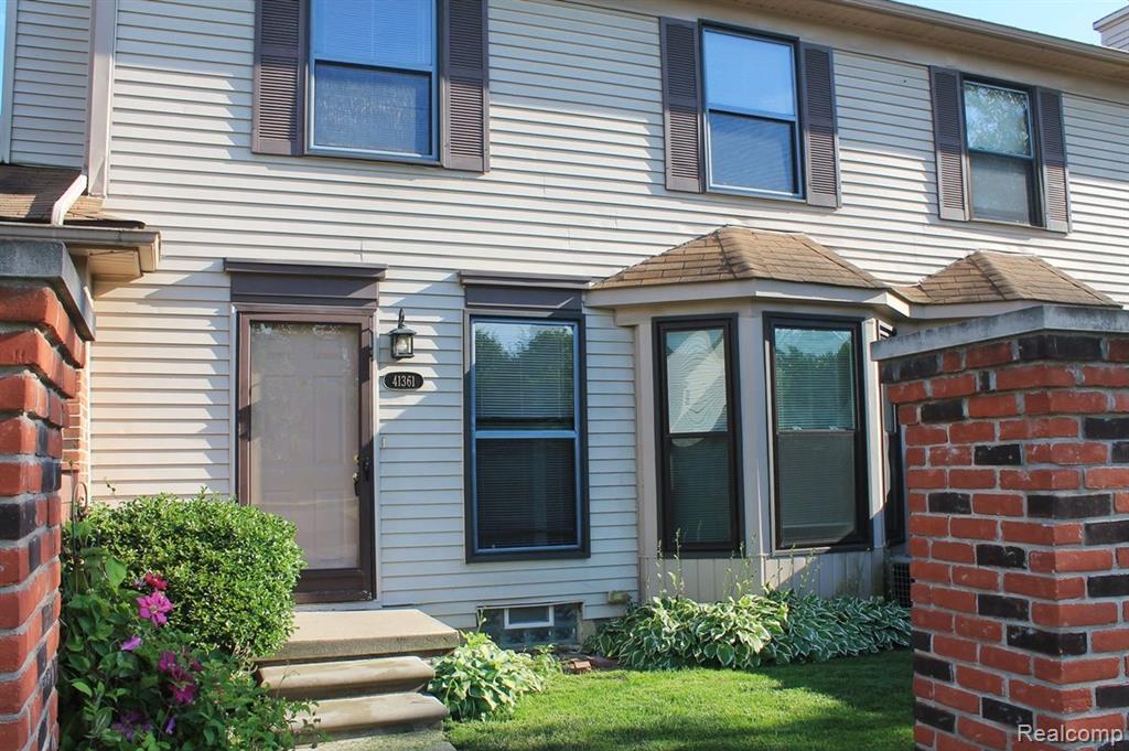 41361 NORTHWIND Drive, 205, Canton, MI 48188 — Photo 2