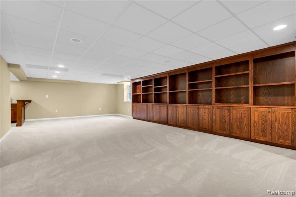 2256 Sudbury Way, Bloomfield Hills, MI 48304 — Photo 31
