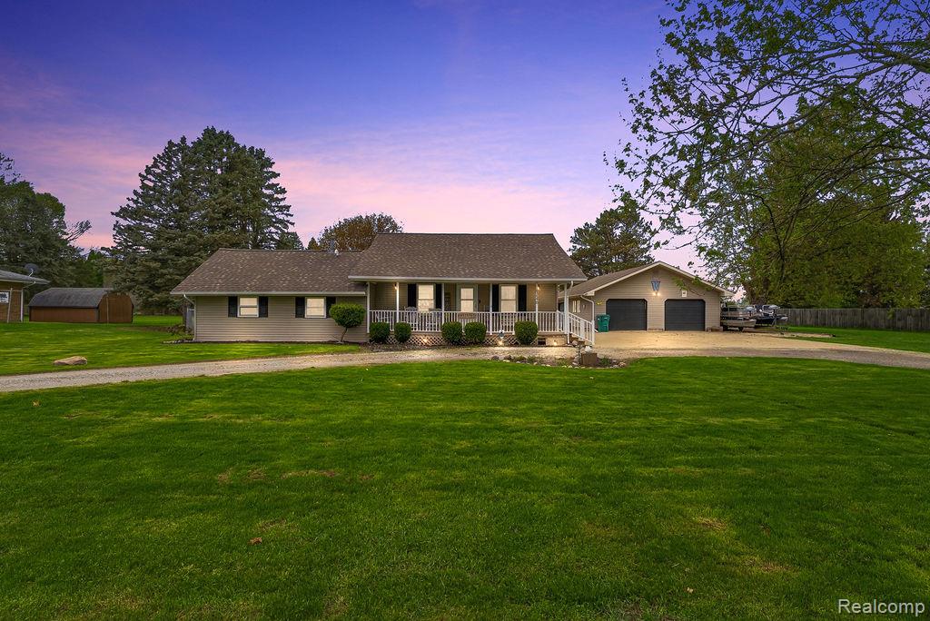 4246 S Durand Road, Durand, MI 48429 — front exterior
