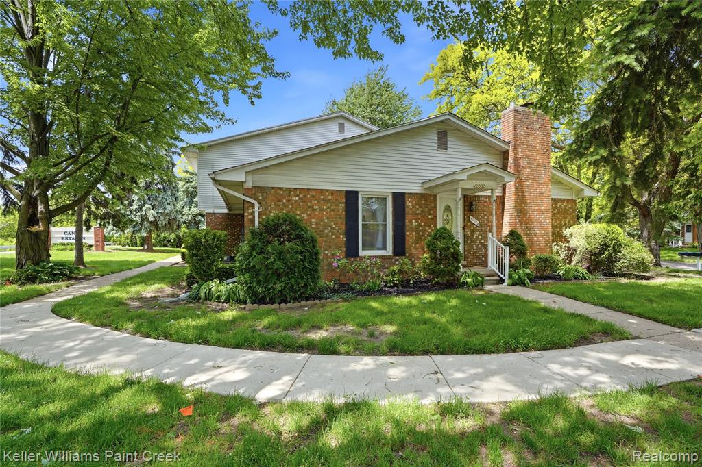 42003 Toddmark Lane, Clinton Twp, MI 48038 — Photo 2