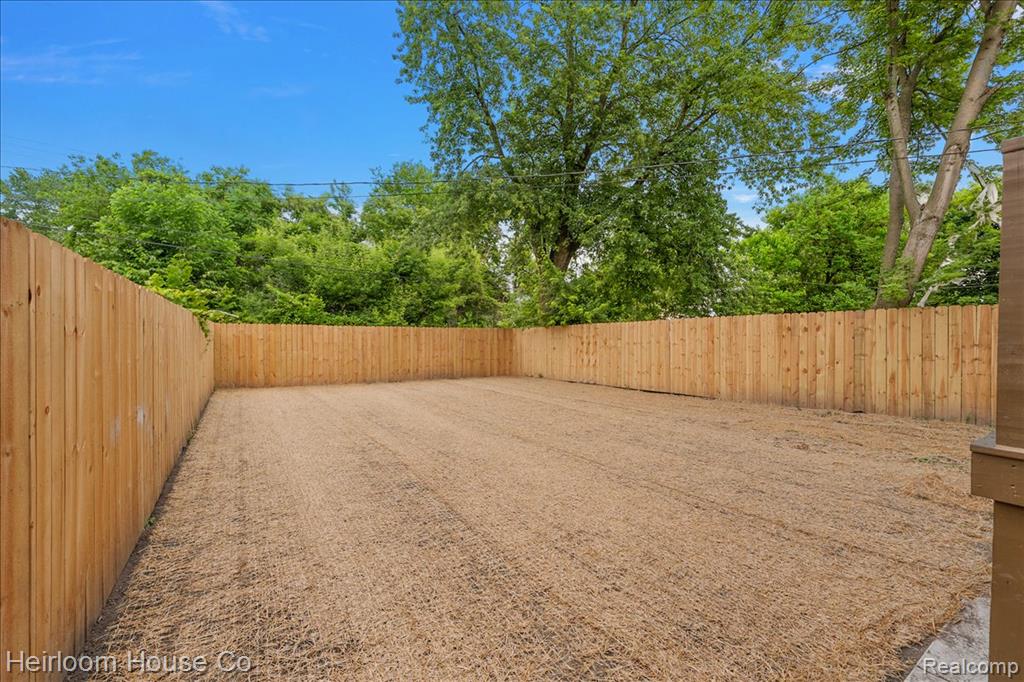 5360 Burns Street, Detroit, MI 48213 — Photo 32