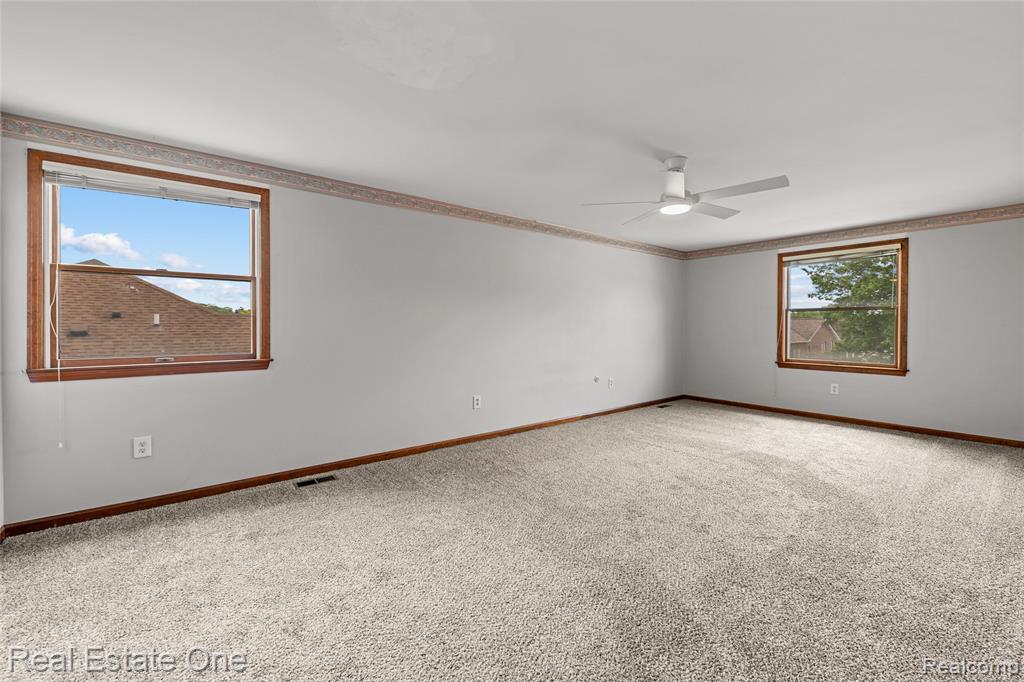17300 Timothy Drive, Southgate, MI 48195 — Photo 37