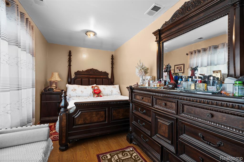 1325 E Lake Drive, Novi, MI 48377 — Photo 13