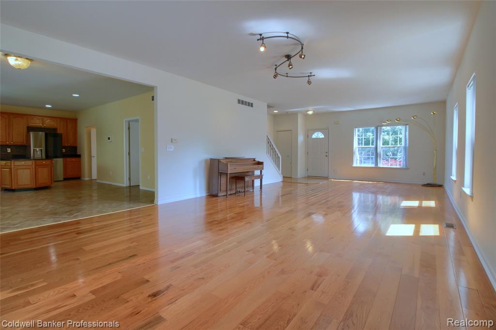 701 Montclair Street, Detroit, MI 48214 — Photo 7
