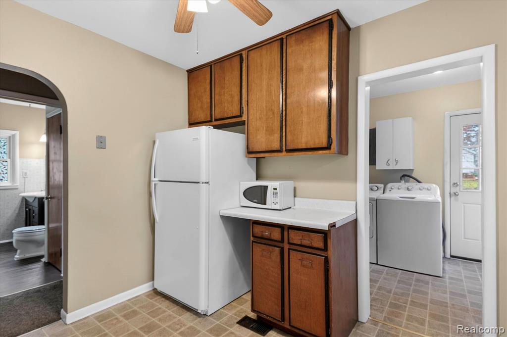 435 E Grand Boulevard, Ypsilanti, MI 48198 — Photo 17