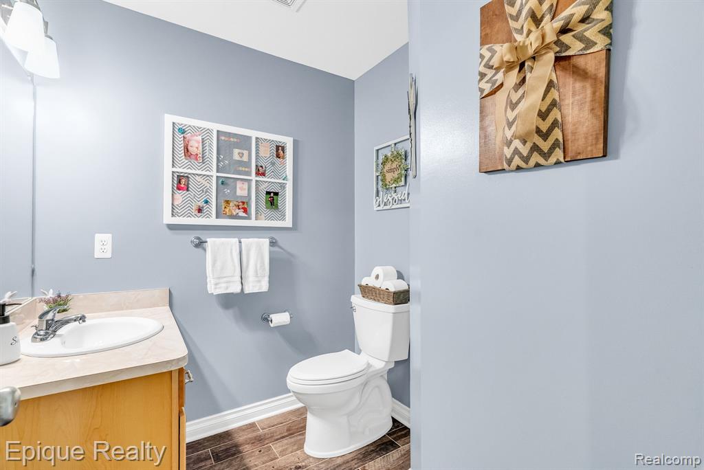 8459 Cranbrook Drive, Grand Blanc, MI 48439 — Photo 36