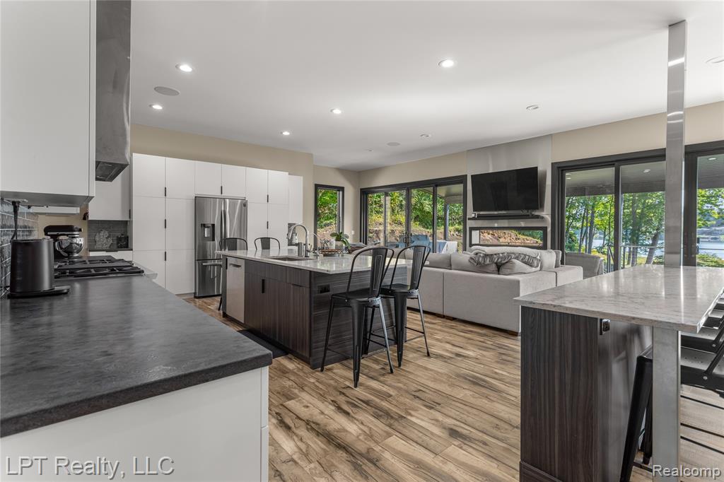 5029 Forest Valley Drive, Clarkston, MI 48348 — Photo 13