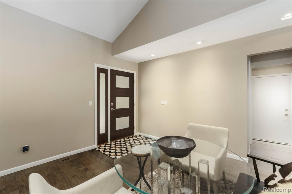 5156 Chestershire Court, West Bloomfield, MI — Photo 21