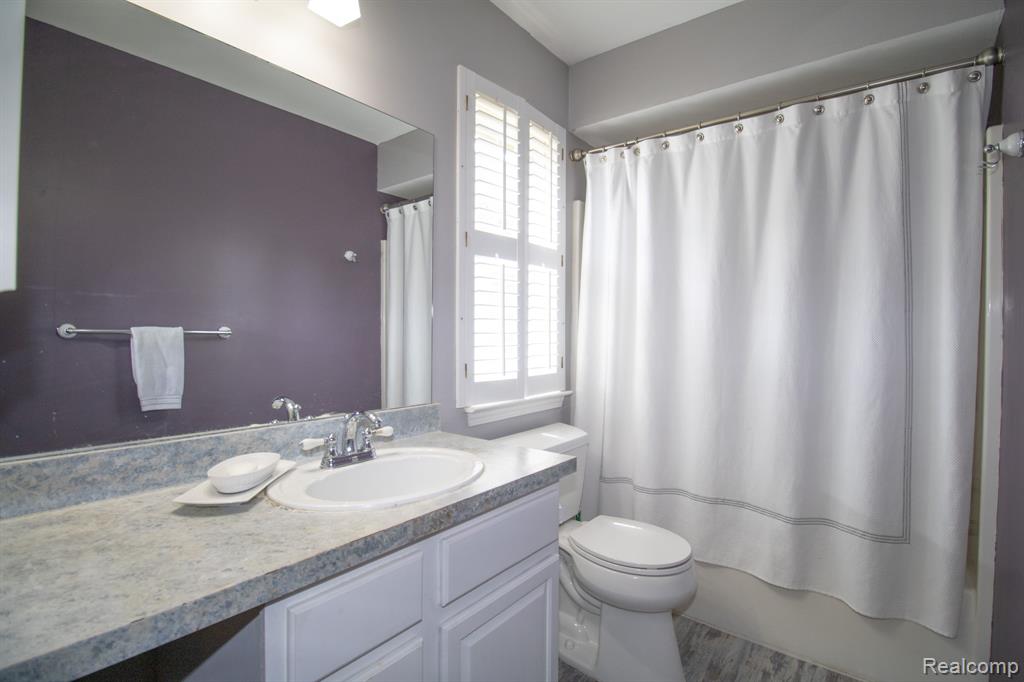 4102 Hunters Circle E, Canton, MI 48188 — Photo 21