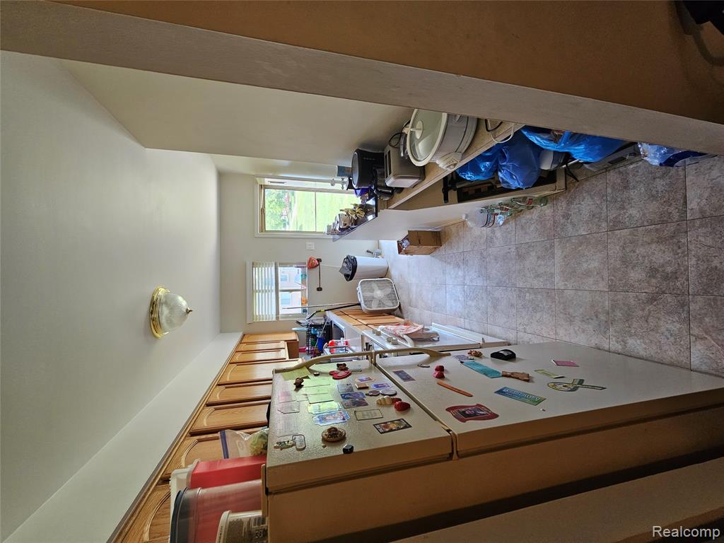 9700 Pine Street, Taylor, MI 48180 — Photo 15