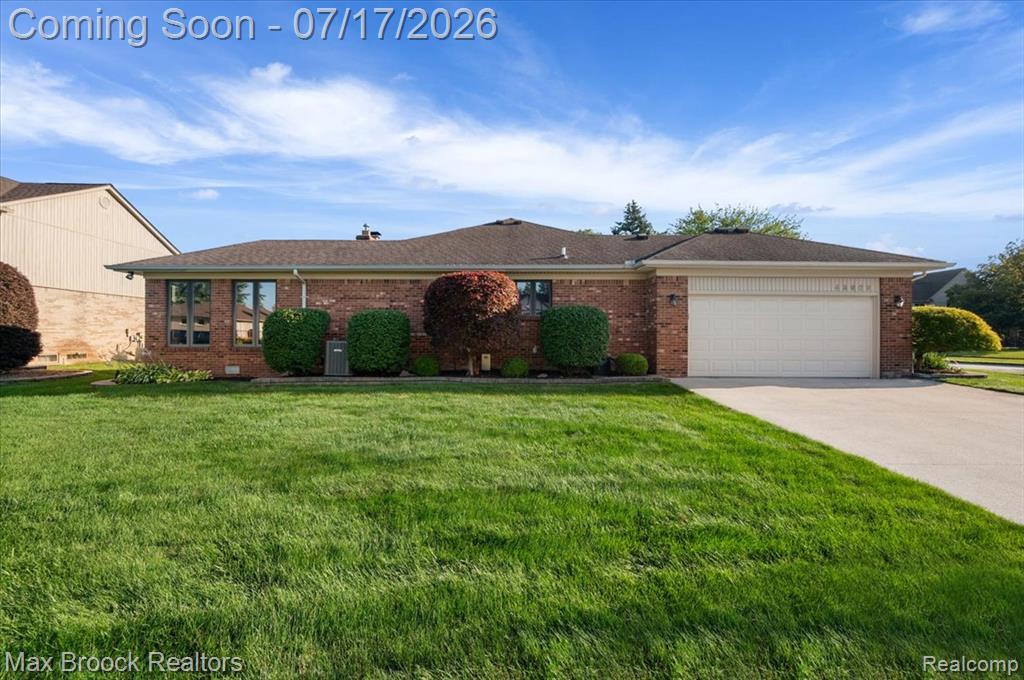 43909 Welland Drive, Clinton Twp, MI 48038 — Photo 27