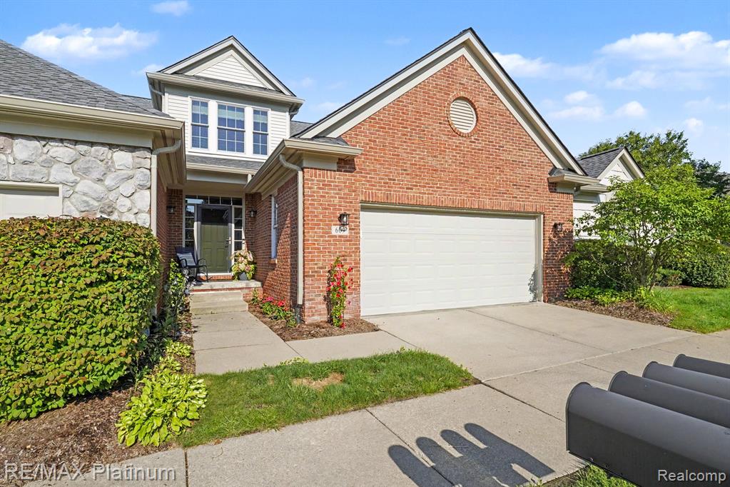 609 TELYA RIDGE, Milford, MI 48381