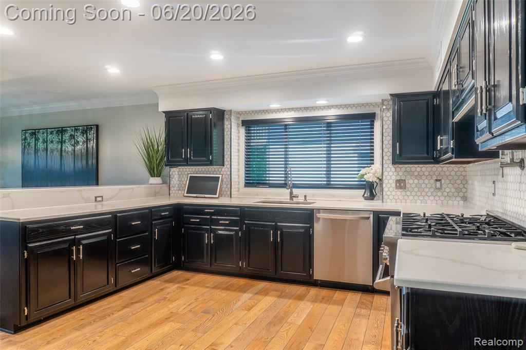4413 Pinehurst Drive, West Bloomfield, MI — Photo 17