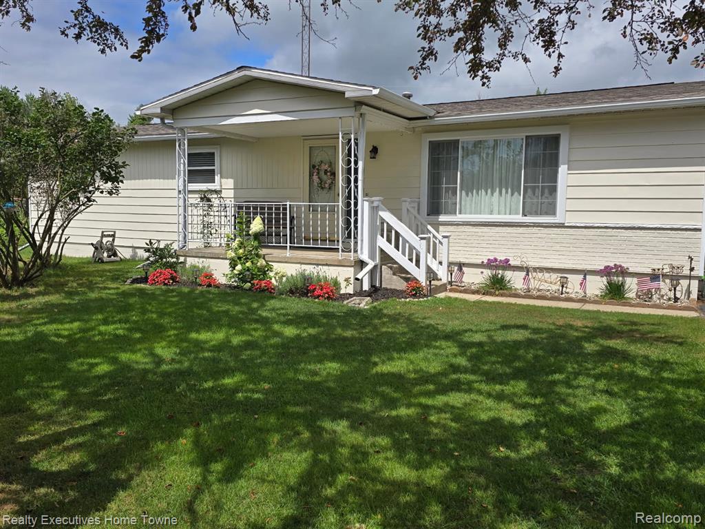 5938 Avalon Circle, Lexington, MI 48450 — Photo 2