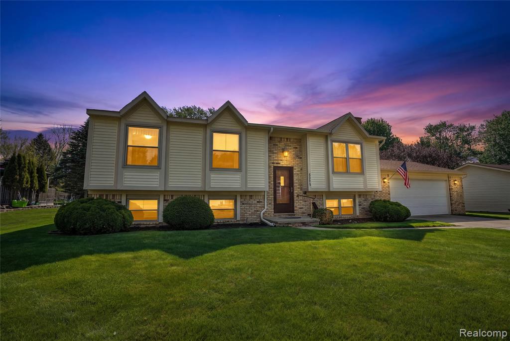 6059 Stockbridge Commons Trail, Grand Blanc, MI 48439 — Photo 3