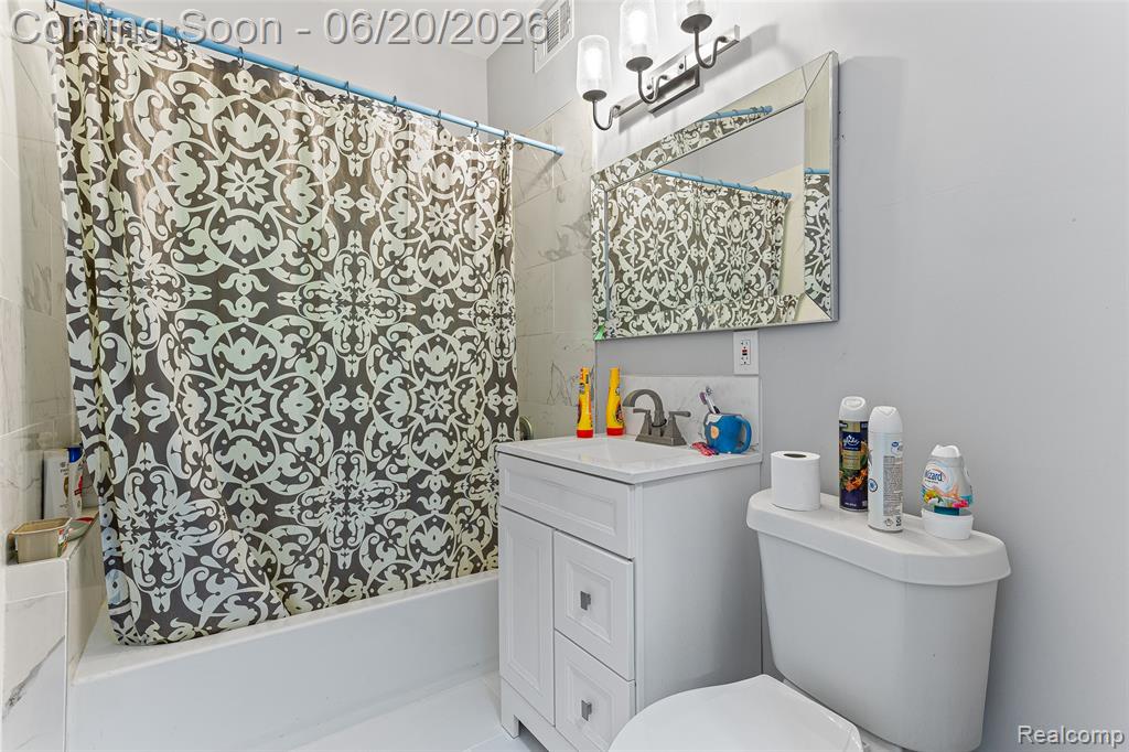 5860 Hazlett Street, Detroit, MI 48210 — Photo 7