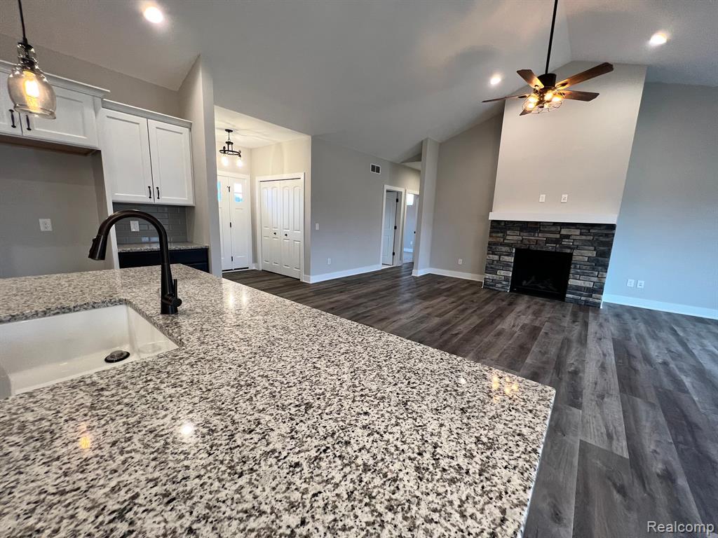 01 Textile Road, Saline, MI 48176 — Photo 16