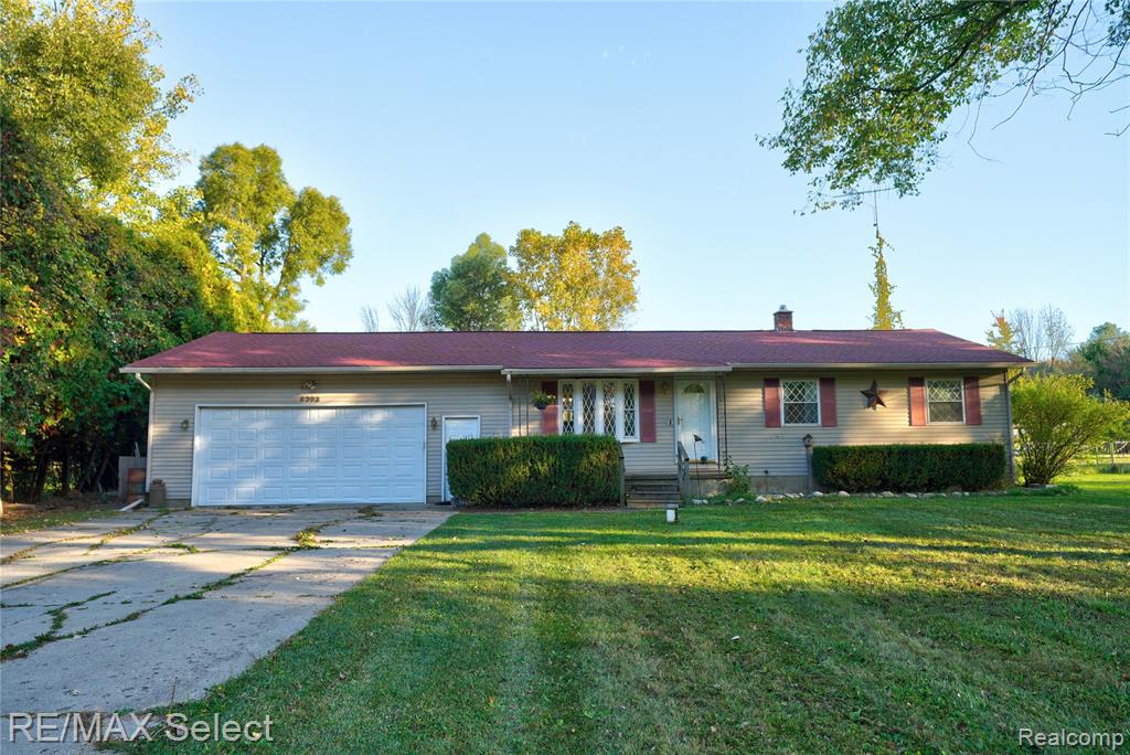 6393 Frances Road E, Mount Morris, MI 48458 — Photo 3